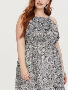 torrid Size 2x Black & White Printed Midi Halter Dress